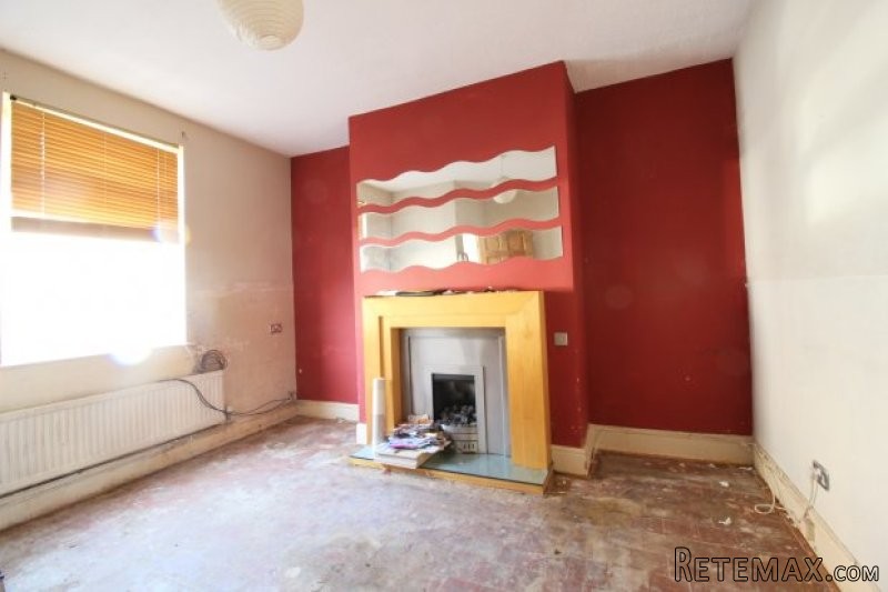 2 bedroom, Terraced House house for sale - 2