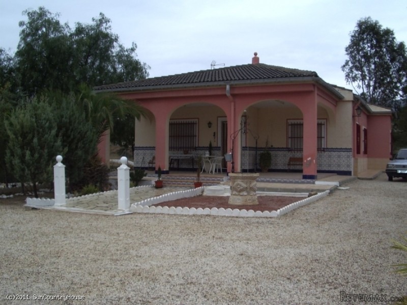 Country House In Albatera