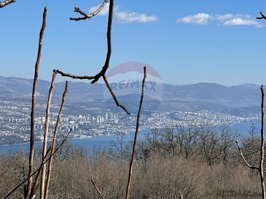 OPATIJA, VEPRINAC-građevinsko zemljište 3978 m2