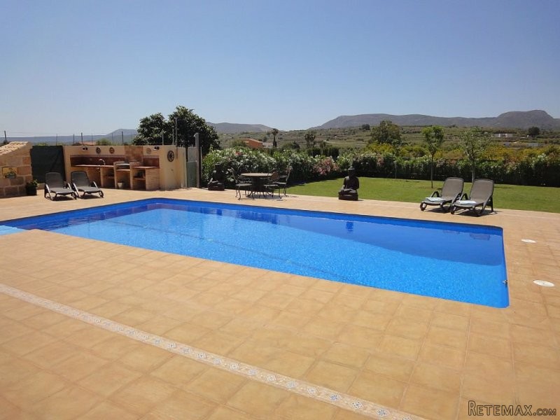 Magnificent 4 bedroom finca near Javea.. - 2