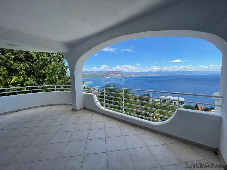 OPATIJA - PROSTRANI STAN 156 m2 NA PRVOM KATU - 5