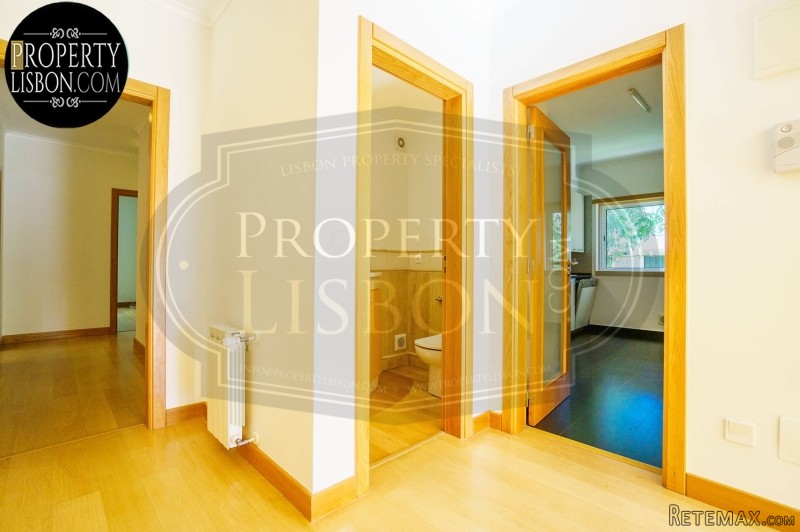 T4+1 Duplex Cascais Villa for sale in..