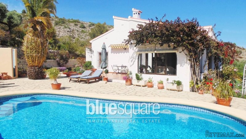 Beautiful private finca with swimming..