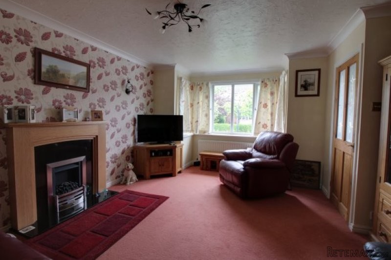 4 bedroom, Detached House house for sale - 2
