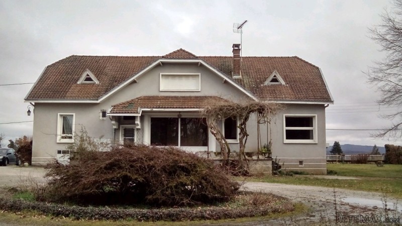Large Impressive Detached House - 2