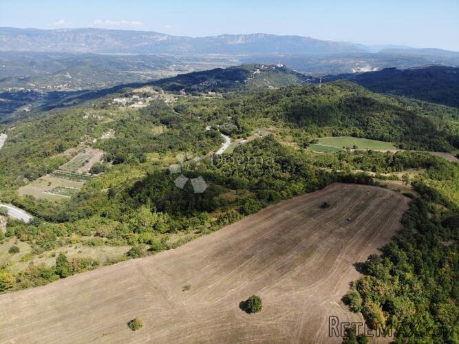 Prekrasna poljoprivredna parcela s panoramskim pogledom - 2