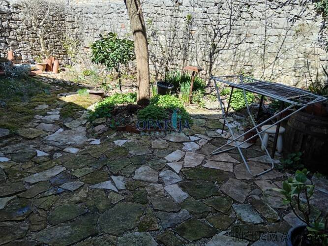 Stara istarska kamena kuća s dvorištem! - 2