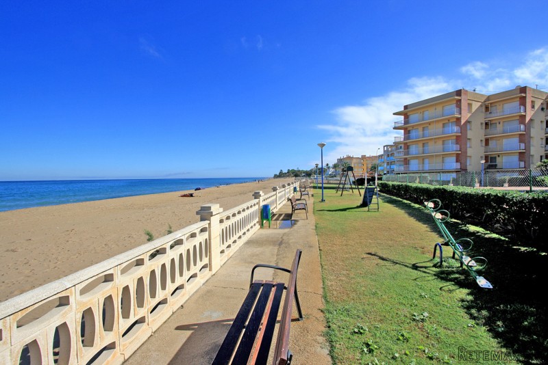 3 Bedroom Apartment In Denia - 2