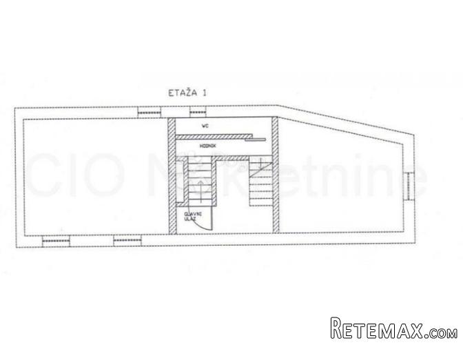 Dvosoban stan za renovaciju u centru Splita – potkrovlje u t - 3