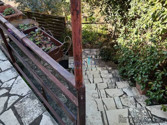 Stara istarska kamena kuća s dvorištem! - 3