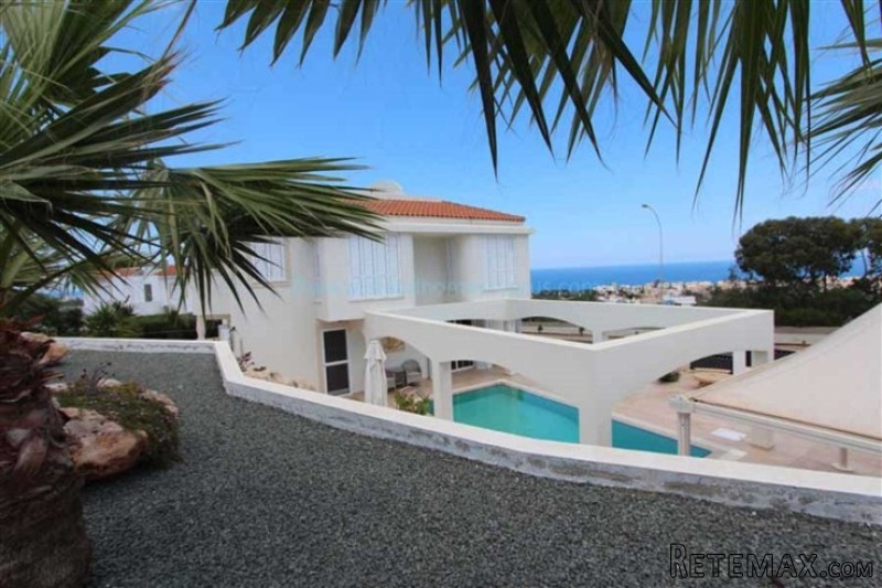 House Detached - For Sale - 4 Bedrooms - 2