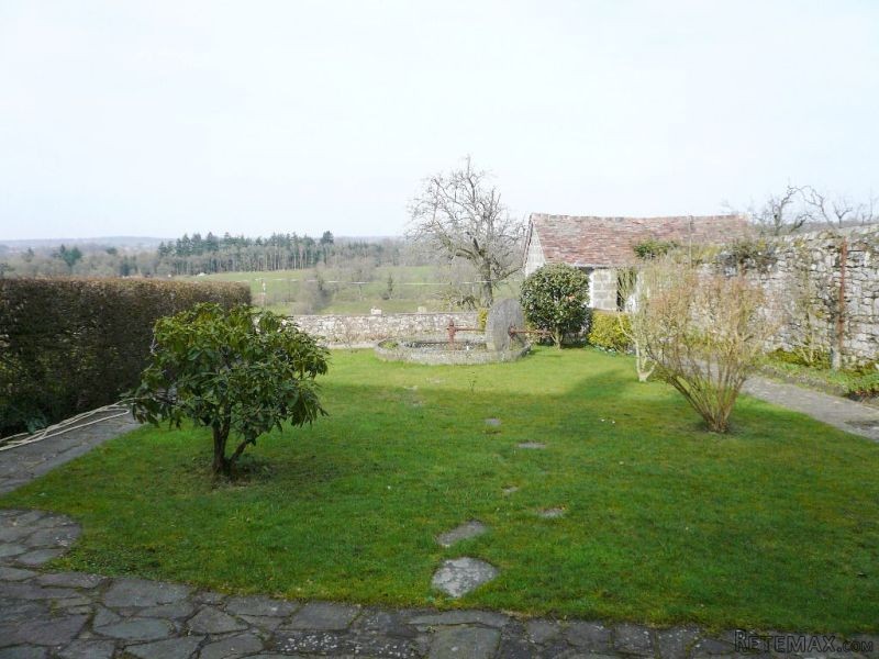 House in Town with Garden - 2