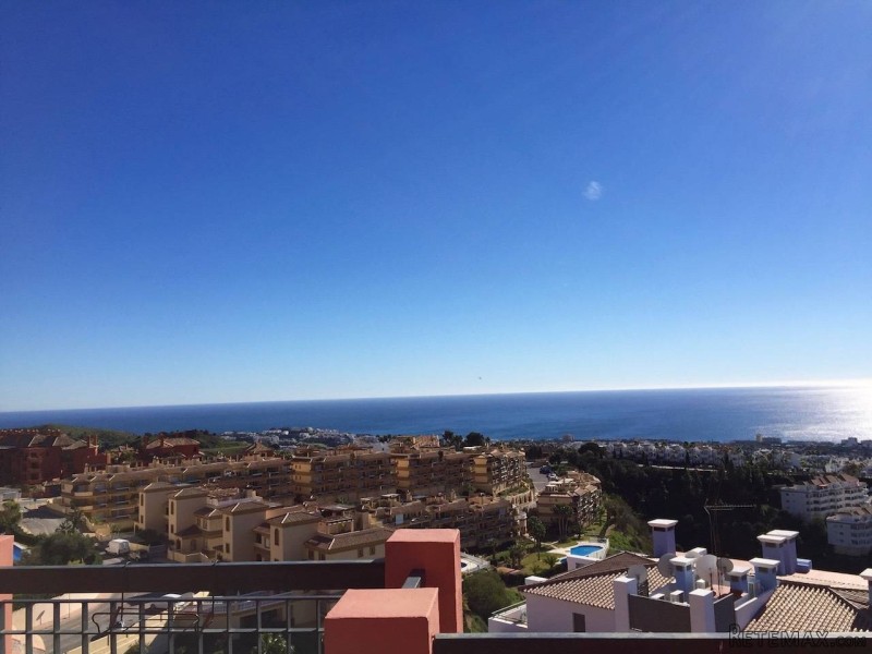 PENTHOUSE FOR SALE IN CALAHONDA - 2