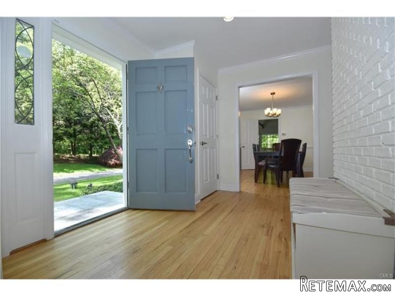 4 bedroom House For Sale: 115 STEEP.. - 2