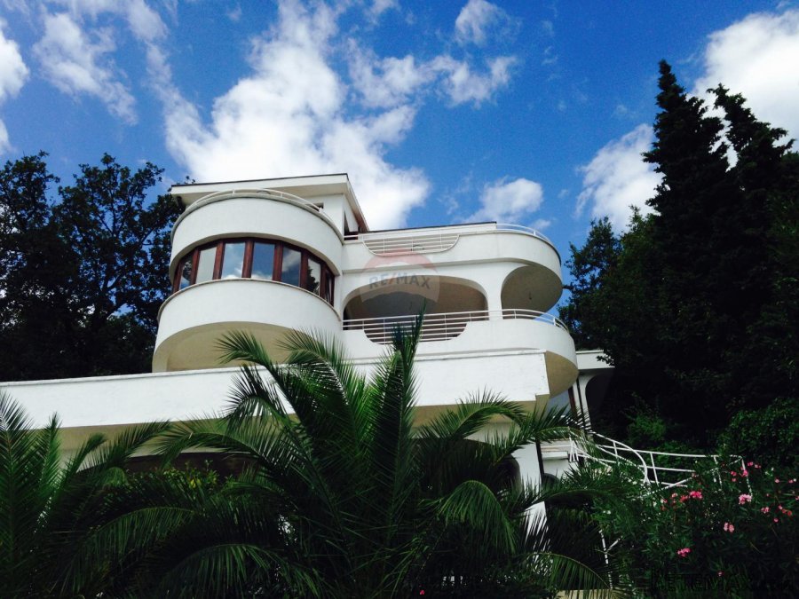 Opatija - stan s apartmanom na mirnoj lokaciji, pogled - 10