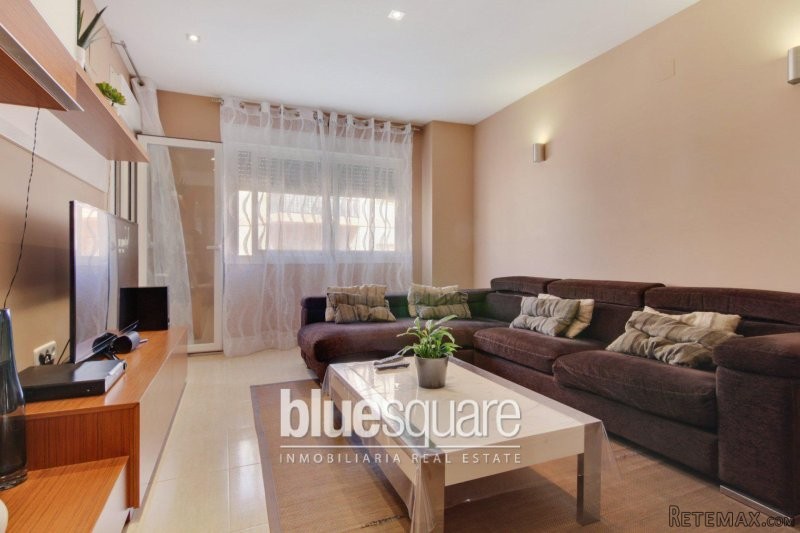 Stunning modern 3 bedroom apartment