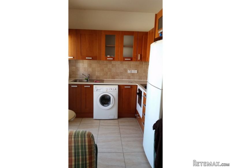 CENTRAL LOCATION! 1 Bedroom apartment..