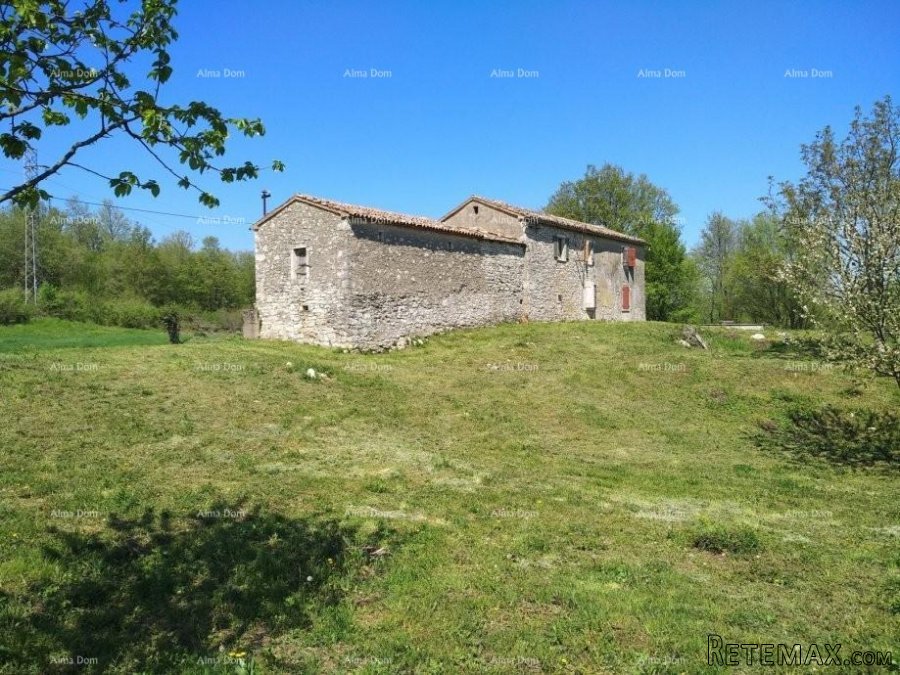 Istarsko imanje sa pogledom na Učku u Kršanu - 3