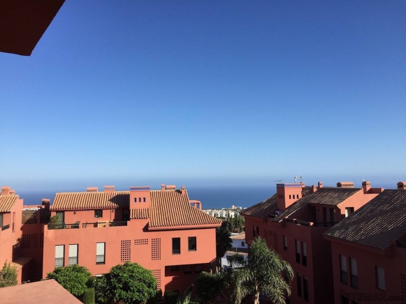 APARTMENT FOR SALE IN CALAHONDA - 2