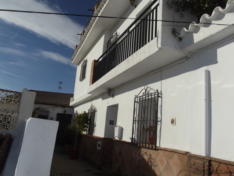 4 bedroom, 2 bathroom Townhouse, (build.. - 2