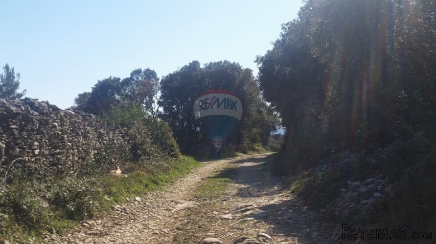POLJOPRIVREDNO ZEMLJIŠTE U KRNICI! - 2
