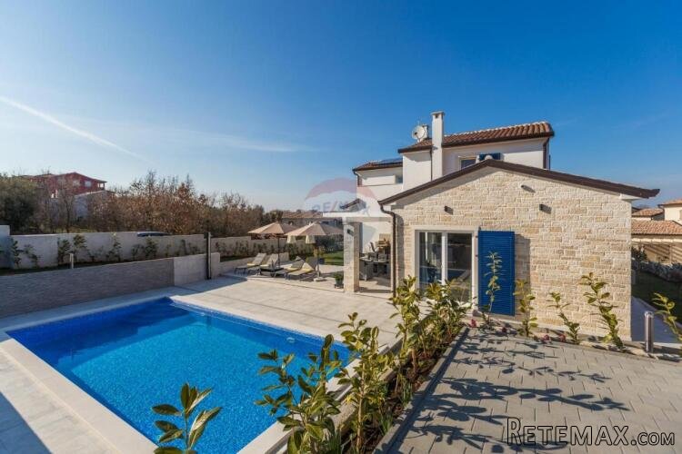 Istra - Poreč okolica - Predivna villa za odmor s bazenom 1 - 2