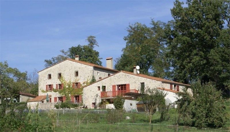 Superb Country Stone House Set On 66.. - 2