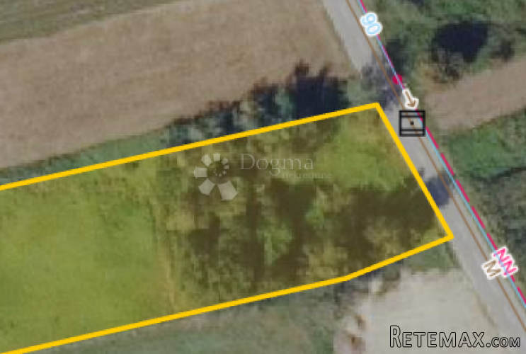 Građevinsko zemljište površine 4402 m² - 3