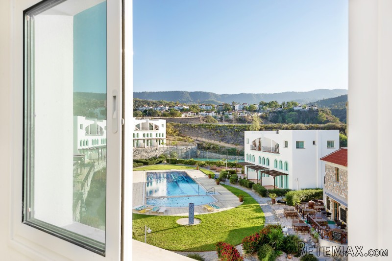 Bayview Golf Penthouse