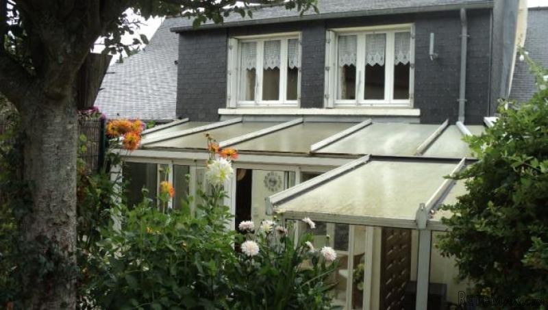 Charming House in Great Town Location - 2