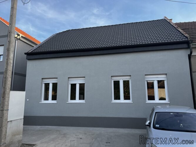 Prodajem kuću u centru Zrenjanina