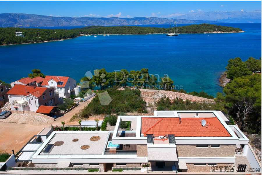 Novo u ponudi, atraktivno zemljište za ville na otoku Hvaru - 2