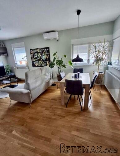 VELIKA GORICA, KUĆA 190 M2 S BAZENOM, PRILIKA! - 2