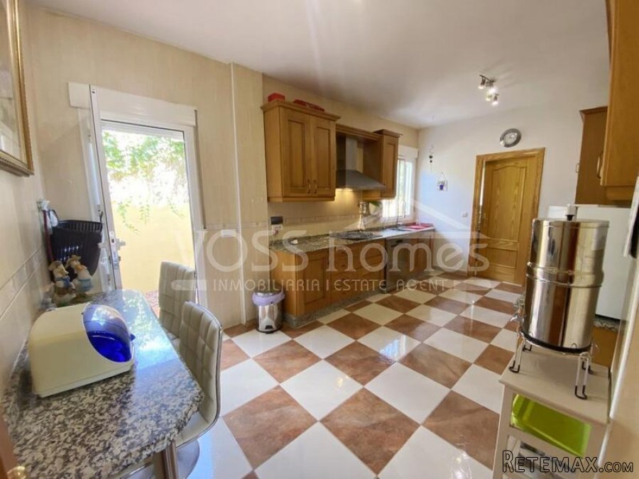 NEW & EXCLUSIVE TO VOSS HOMES - A beautifully presented.. - 14