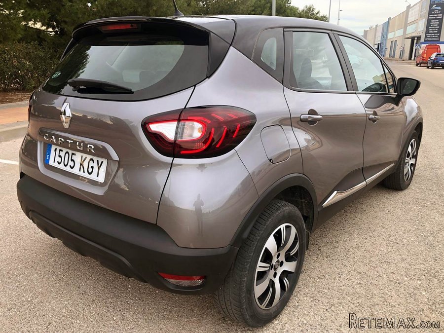 Renault Captur - 4