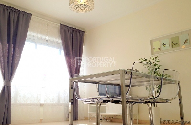 Gorgeous 1 Bedroom Apartment Close to..