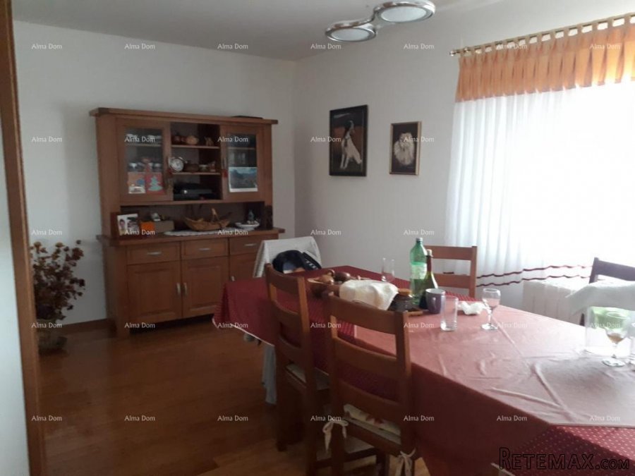 U turističkom mjestu, blizina Banjola, kuća na dvije etaže... - 17