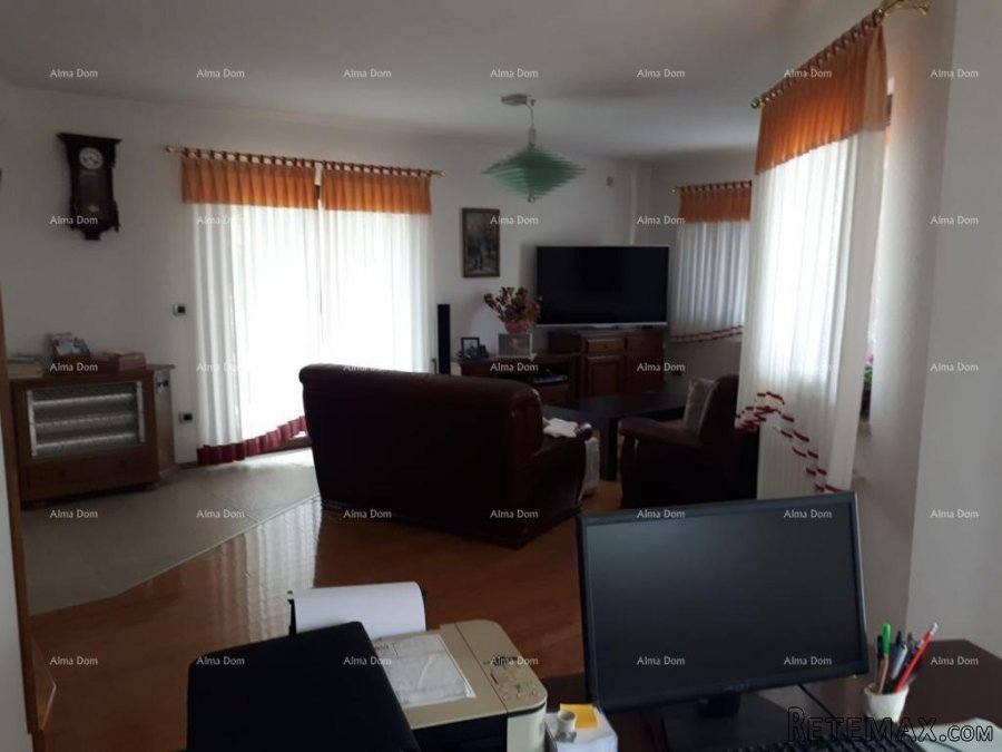 U turističkom mjestu, blizina Banjola, kuća na dvije etaže... - 18