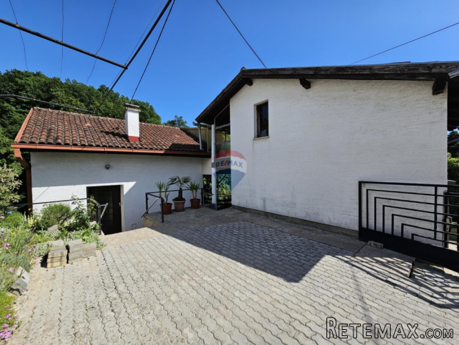 Zagreb, Črnomerec, 266m2, kuća sa 3 stana i garažom