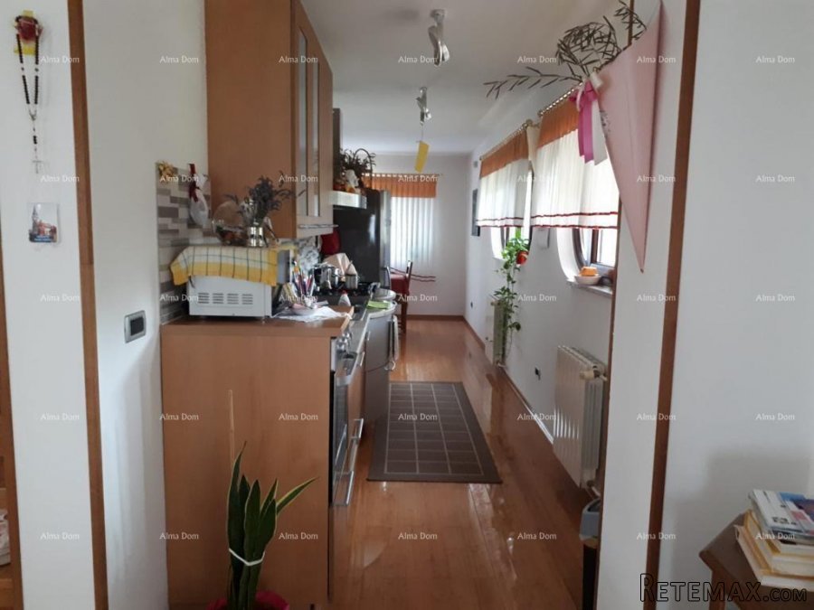 U turističkom mjestu, blizina Banjola, kuća na dvije etaže... - 19