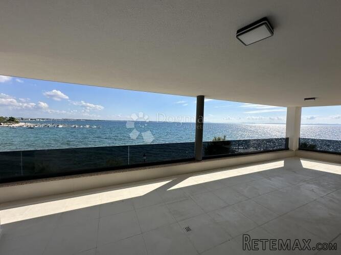 LUKSUZNI PENTHOUSE NA OBALI MORA - 3