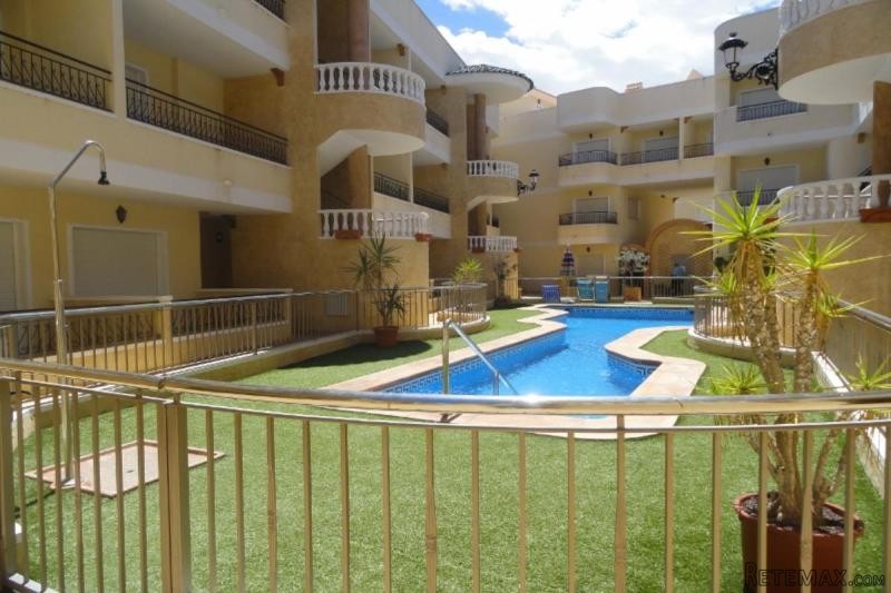 First floor Apartment with swimming..