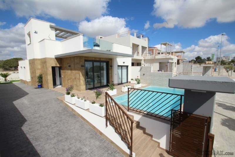 3 Bedrooms - Villa - Spain - For Sale