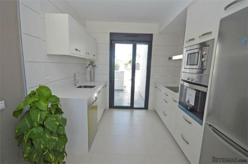 3 bedroom terraced house for sale - 2
