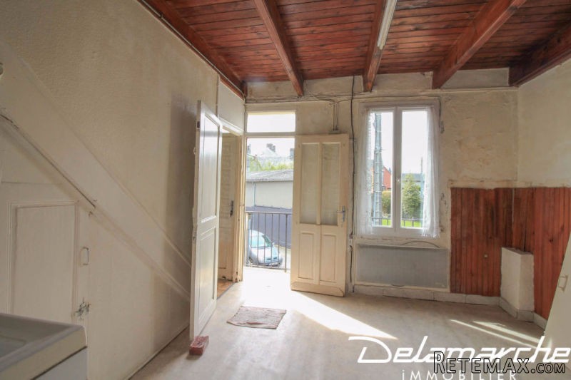 Cerences - House For Sale - 2