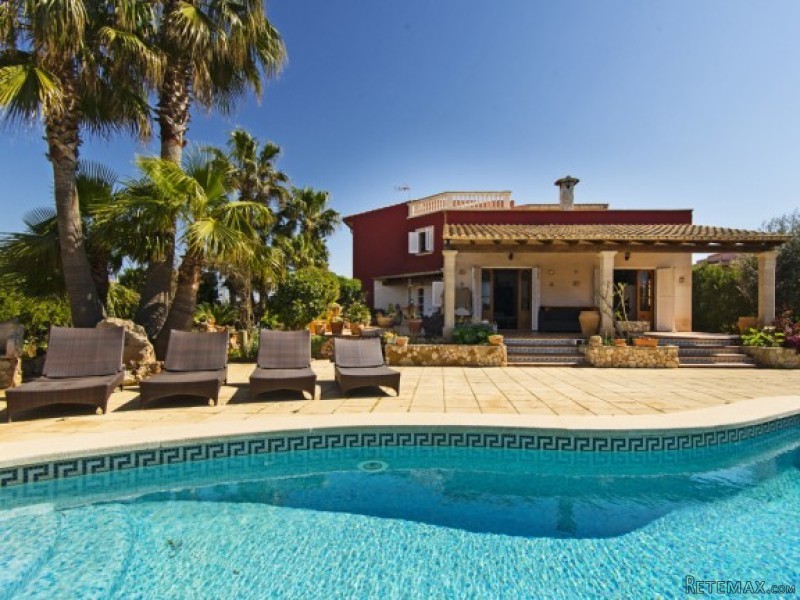 Detached House At The Coast In Sa Torre