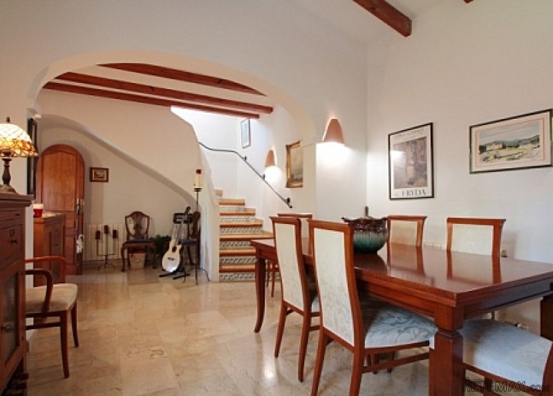 3 Bedrooms - Villa - For Sale - 2
