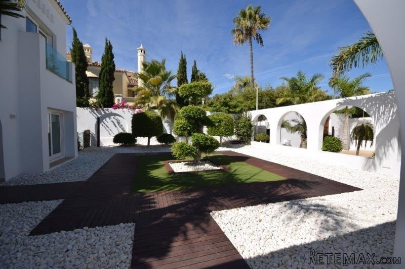 8 Bedrooms - House - Andalucia - For.. - 2