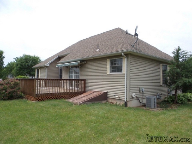 33 Lilli Lane Meriden, CT, 06450 New.. - 2