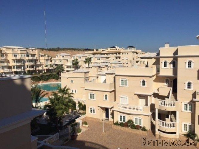 Apartamento con 60 m² construidos distribuidos en 2.. - 2